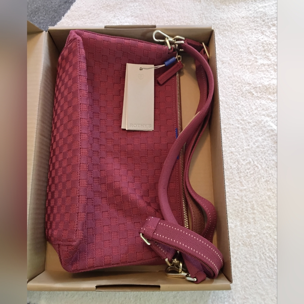 Rothy's The Daily Cross-Body CRANBERRY - Picture 5 of 6